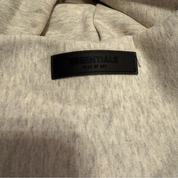 women’s small essentials hoodie oatmeal - Picture 3 of 4